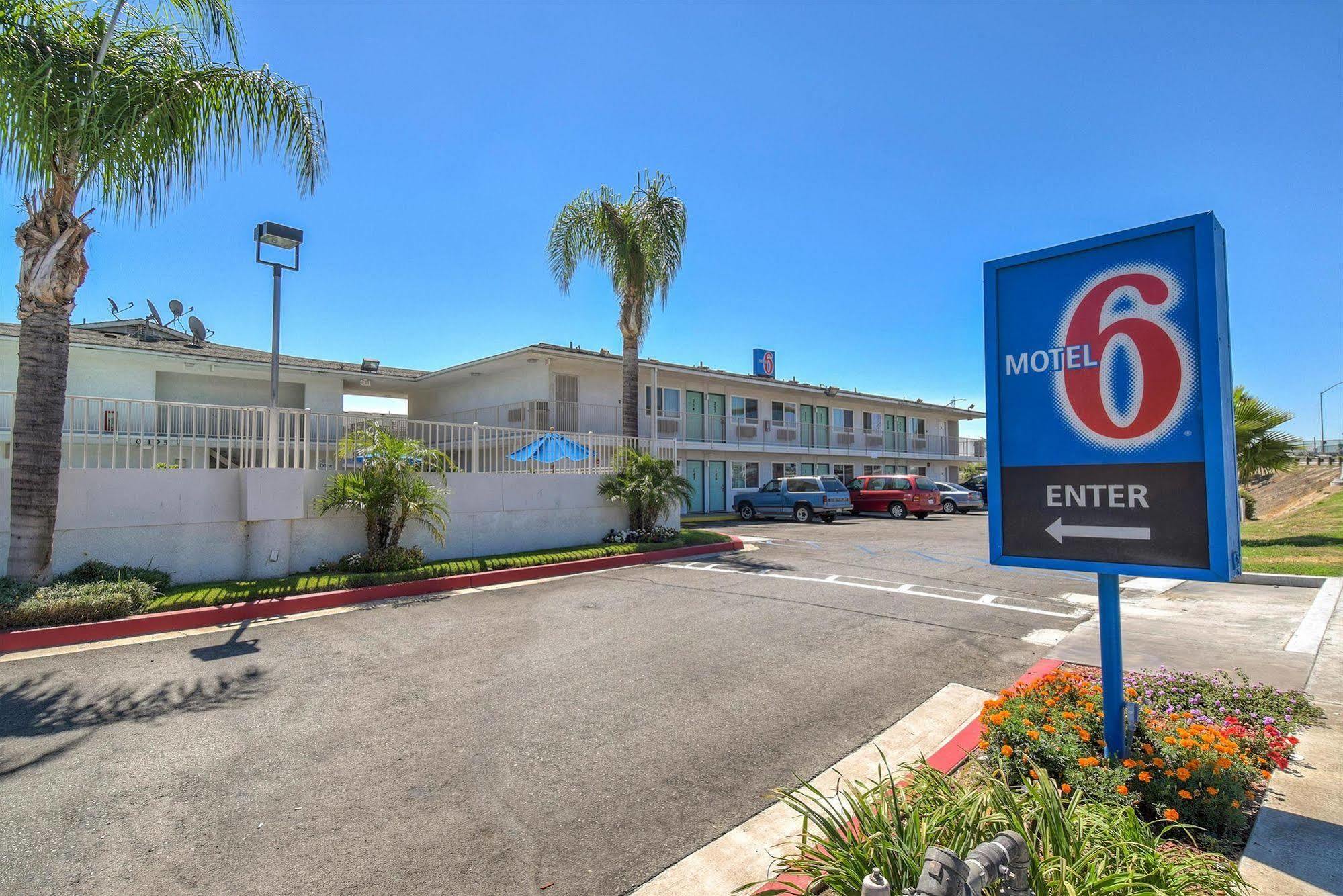 Motel 6-Fontana, Ca Dış mekan fotoğraf