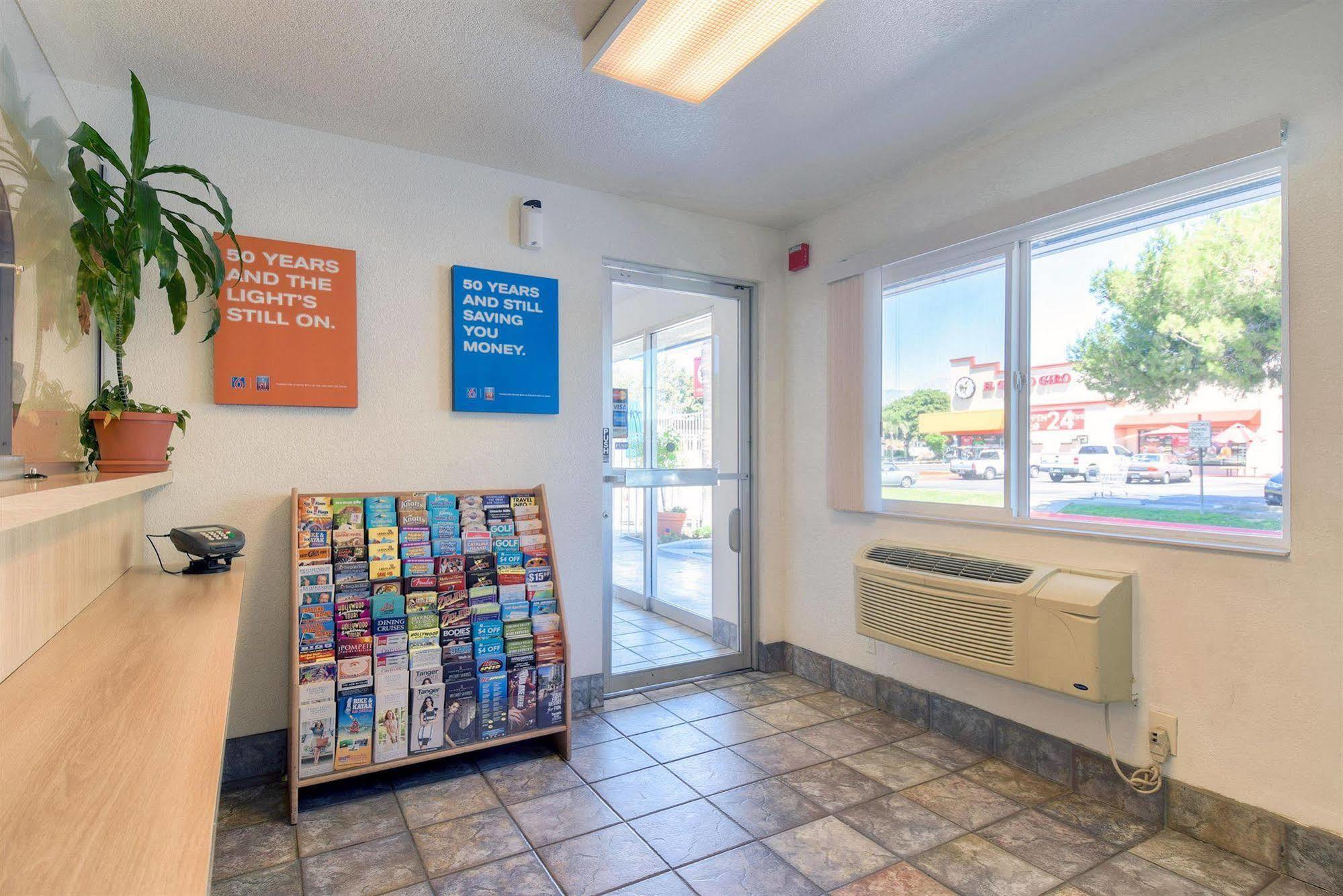 Motel 6-Fontana, Ca Dış mekan fotoğraf
